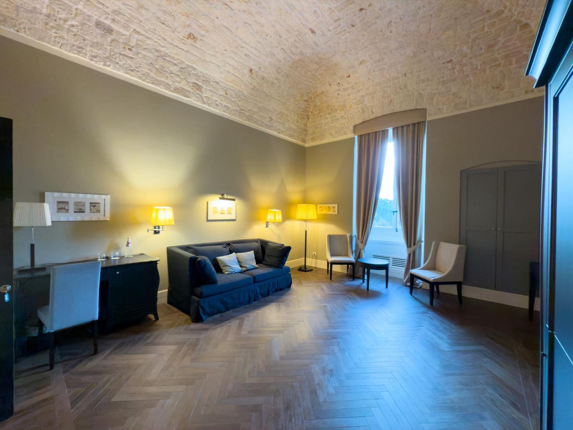 מלון טורי Relais Il Santissimo מראה חיצוני תמונה